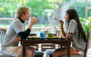 Película ‘Challengers’ pone al espectador en un ambiente de suspenso con solo ver a los protagonistas jugar tenis