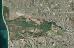 Aumentan las emisiones de sulfuro de hidrógeno en el Valle del Río Tijuana por calor y flujos residuales